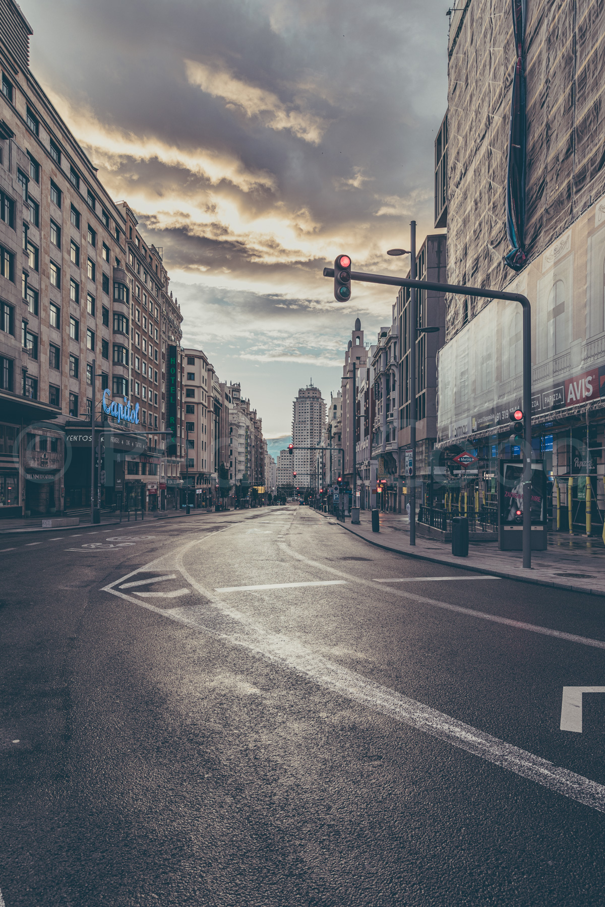 Imagen de la calle de Gran Vía completamente vacía durante el confinamiento por el COVID19